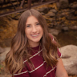 Meet your Posher, Lainey